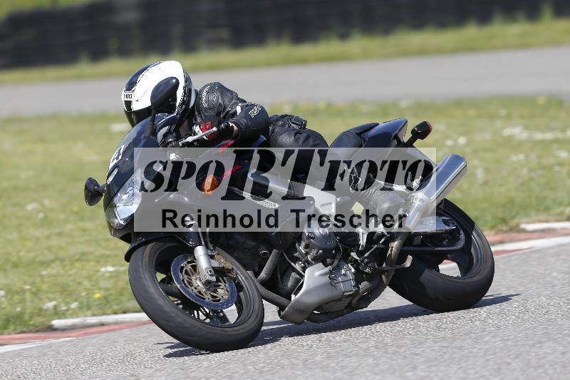 Archiv-2025/09 22.04.2025 Cornu Master School ADR/gruen-vert/14